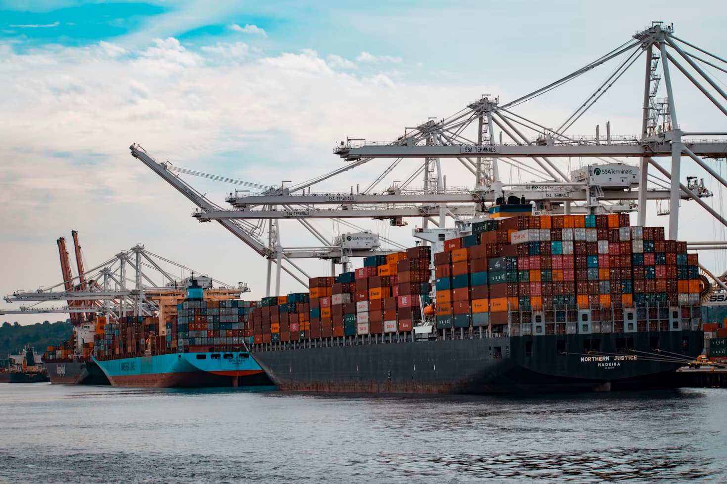 Qlobal Logistika - GX Global Logistics Services
